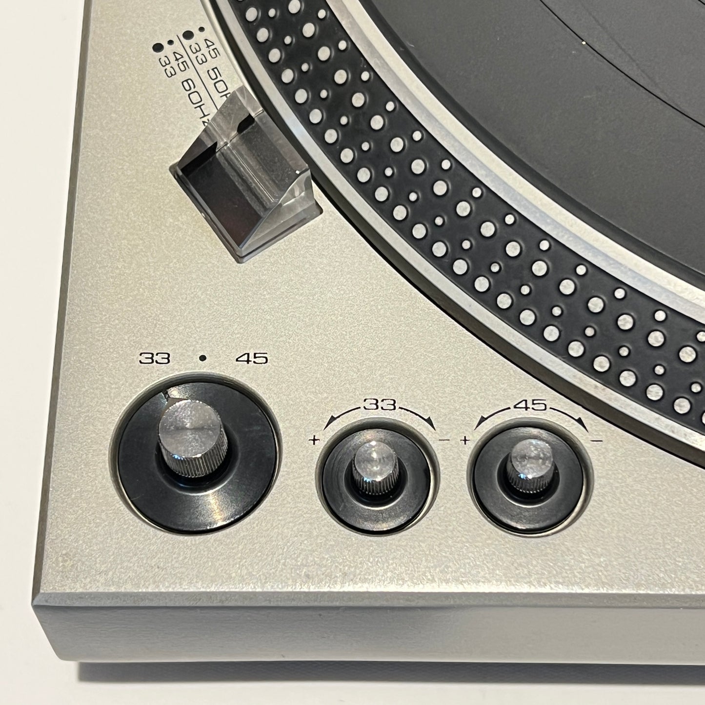 Technics SL-1600 turntable full maintained, 100V from Japan