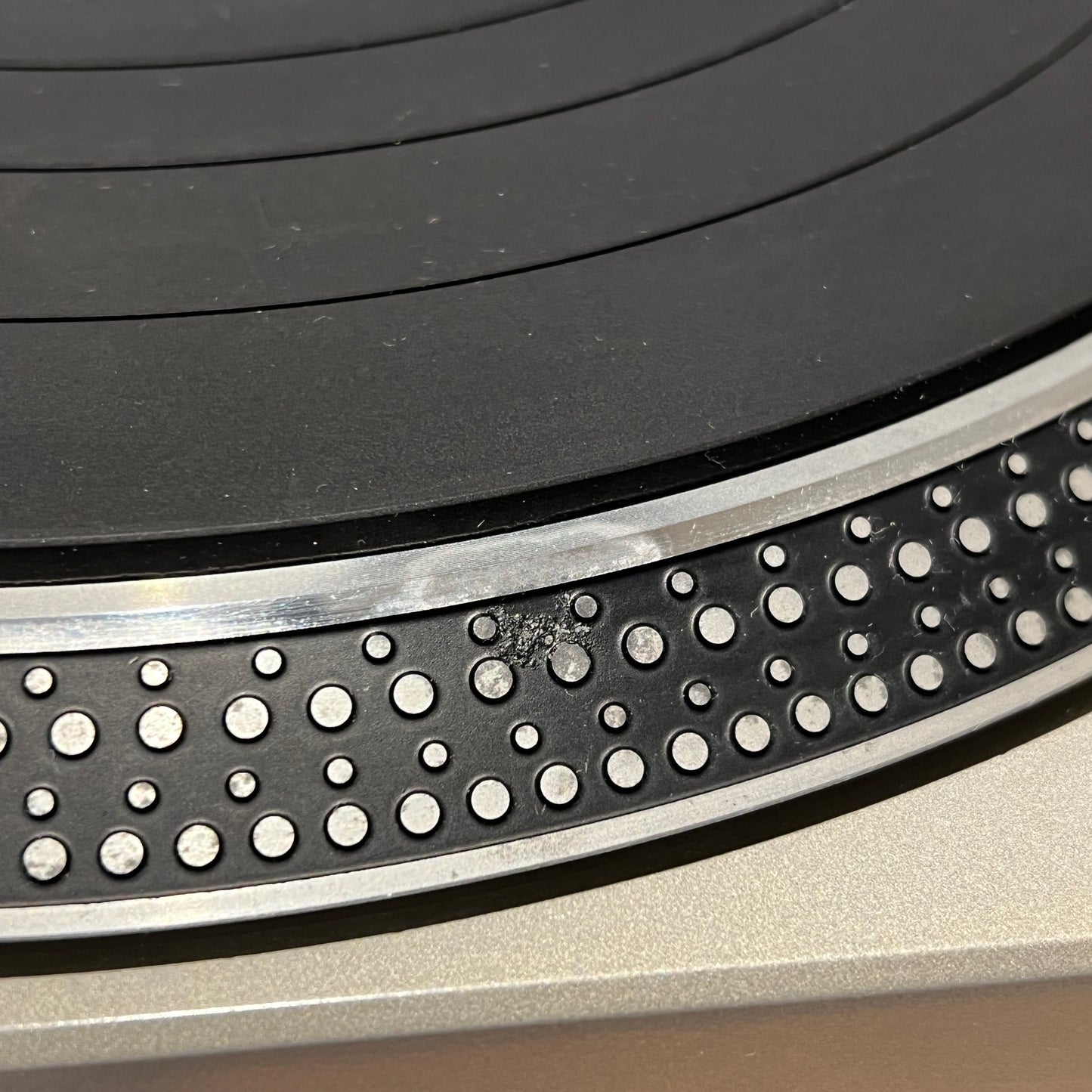 Technics SL-1700 turntable full maintained, 100V from Japan
