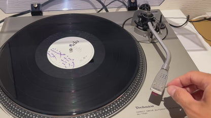 Technics SL-1700 turntable full maintained, 100V from Japan